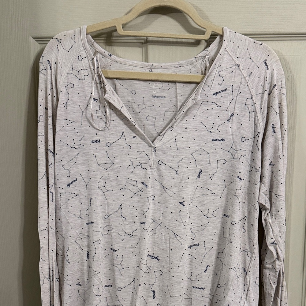 Gap zodiac Sleep Shirt